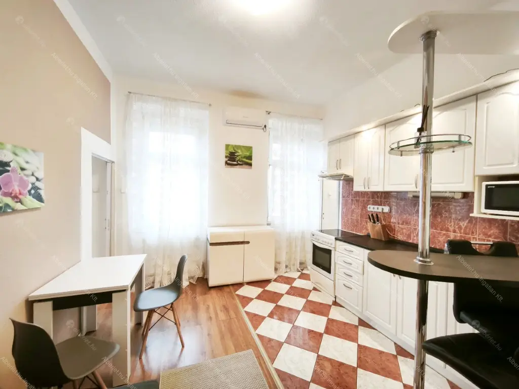 Kiadó albérlet 230000 Ft/hó áron: Budapest, I. kerület  Avar utca. Mérete: 42 nm, 2 szobás | Alberlet.hu - 6685666