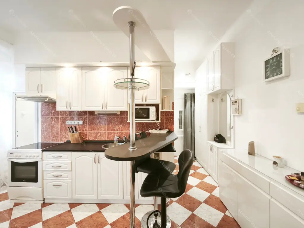 Kiadó albérlet 230000 Ft/hó áron: Budapest, I. kerület  Avar utca. Mérete: 42 nm, 2 szobás | Alberlet.hu - 6685667