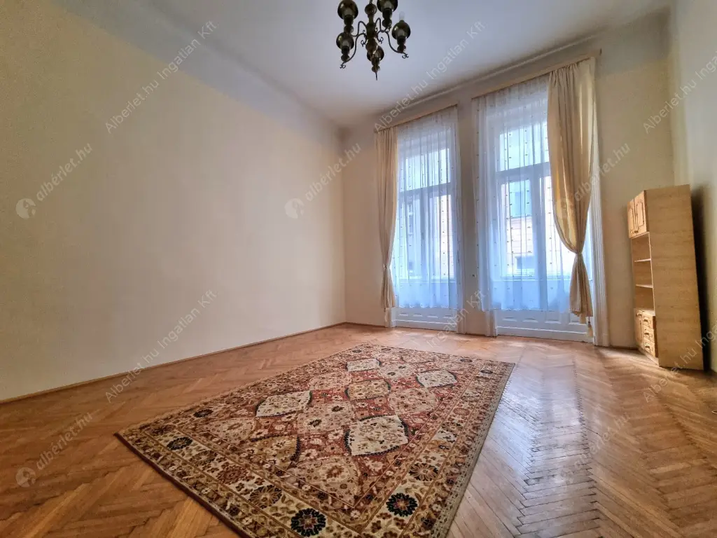 Kiadó albérlet 249000 Ft/hó áron: Budapest, I. kerület  Batthyány tér. Mérete: 74 nm, 2 szobás | Alberlet.hu - 6561656