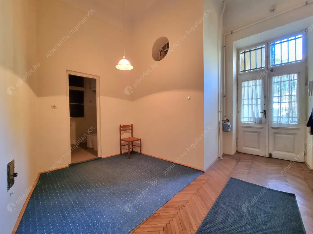 Kiadó albérlet 249000 Ft/hó áron: Budapest, I. kerület  Batthyány tér. Mérete: 74 nm, 2 szobás | Alberlet.hu - 6561662