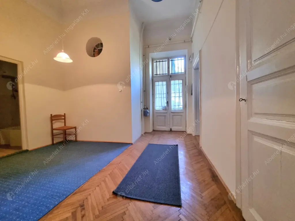 Kiadó albérlet 249000 Ft/hó áron: Budapest, I. kerület  Batthyány tér. Mérete: 74 nm, 2 szobás | Alberlet.hu - 6561664