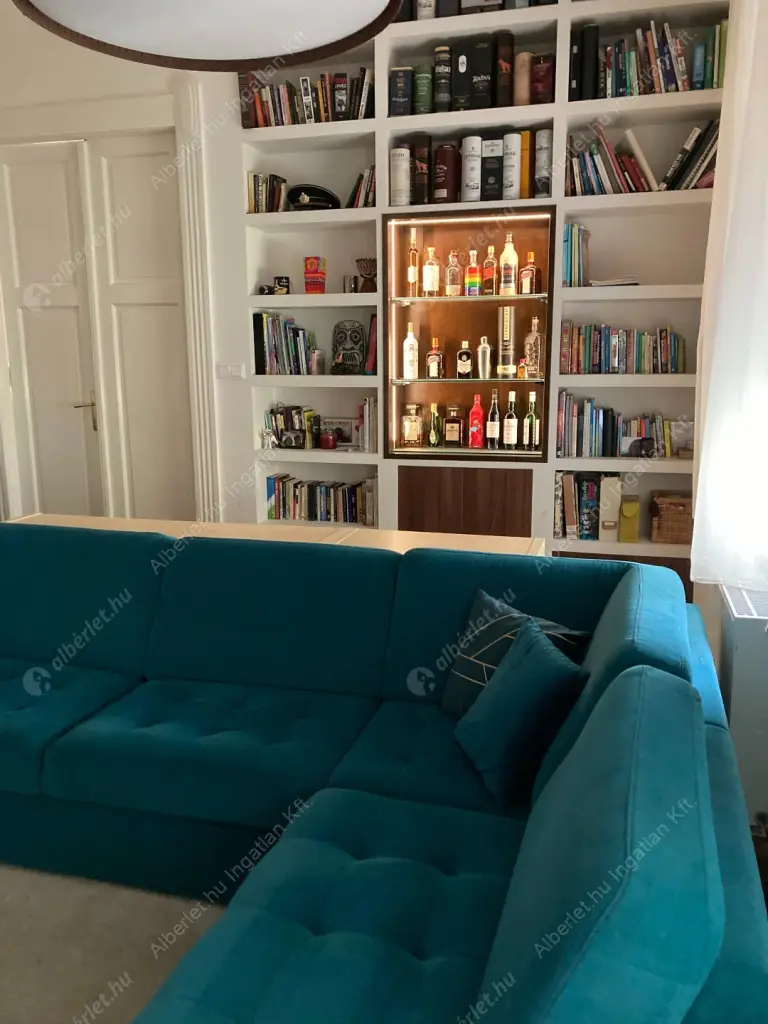 Kiadó albérlet 650000 Ft/hó áron: Budapest, I. kerület  Batthyány utca. Mérete: 105 nm, 3 szobás | Alberlet.hu - 5839778