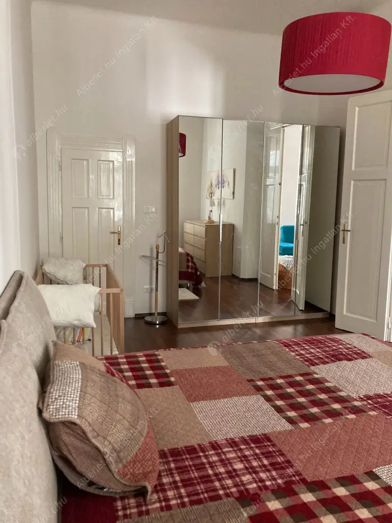 Kiadó albérlet 650000 Ft/hó áron: Budapest, I. kerület  Batthyány utca. Mérete: 105 nm, 3 szobás | Alberlet.hu - 5839780