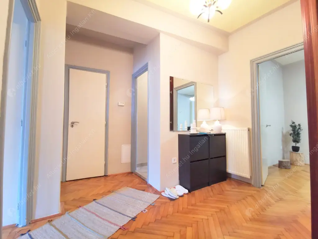 Kiadó albérlet 400000 Ft/hó áron: Budapest, I. kerület  Batthyány utca. Mérete: 105 nm, 3 szobás | Alberlet.hu - 6557619