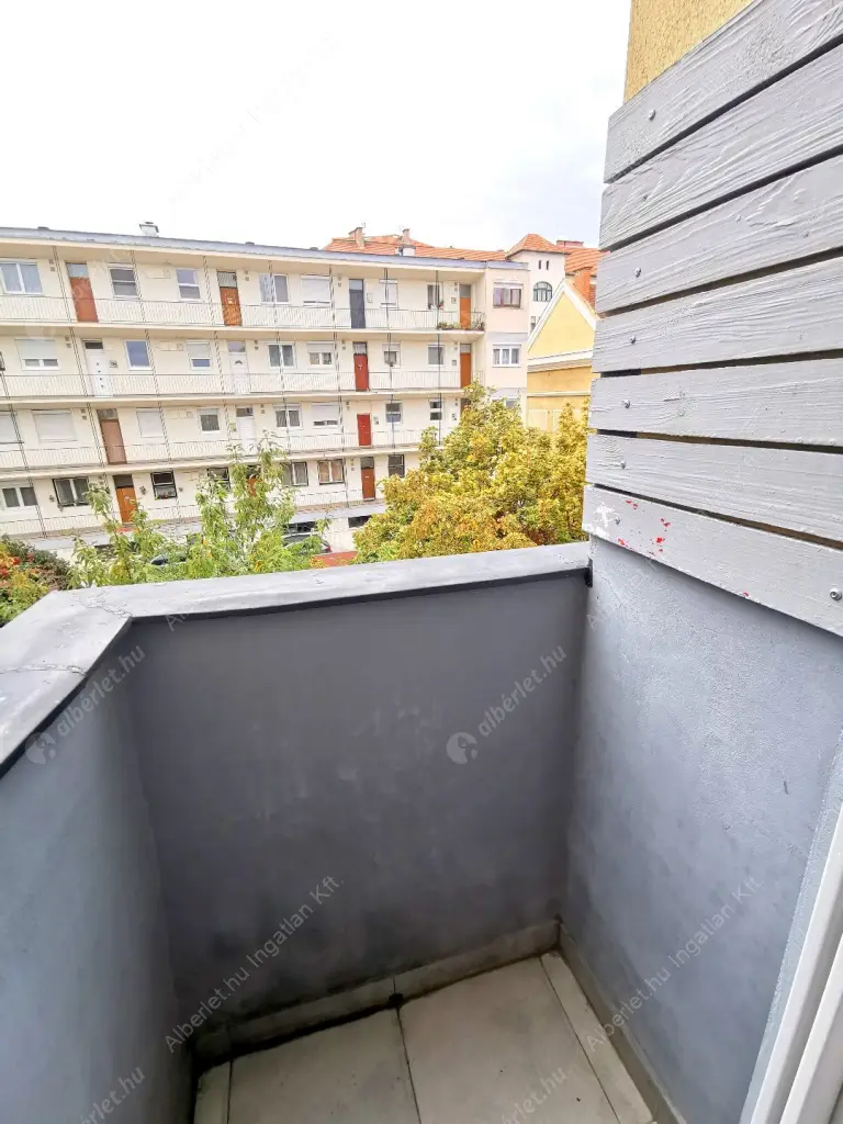 Kiadó albérlet 400000 Ft/hó áron: Budapest, I. kerület  Batthyány utca. Mérete: 105 nm, 3 szobás | Alberlet.hu - 6557622