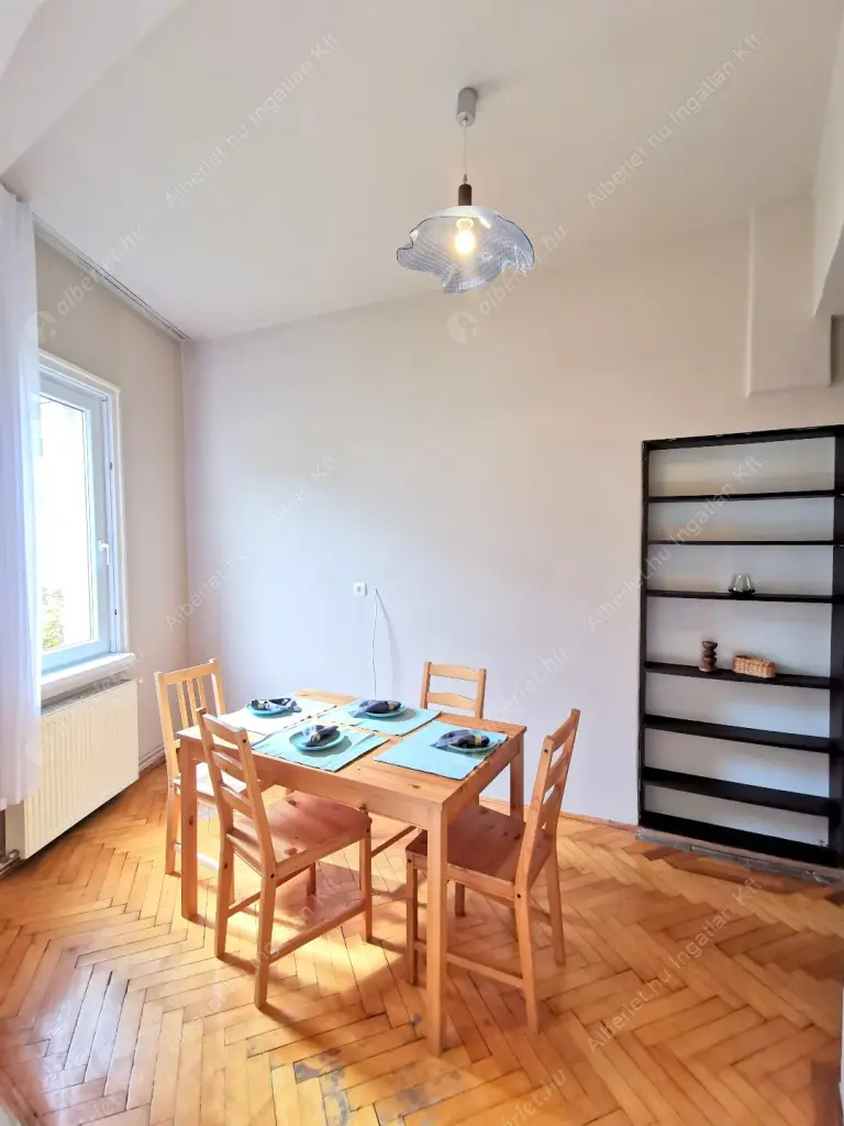 Kiadó albérlet 400000 Ft/hó áron: Budapest, I. kerület  Batthyány utca. Mérete: 105 nm, 3 szobás | Alberlet.hu - 6557623