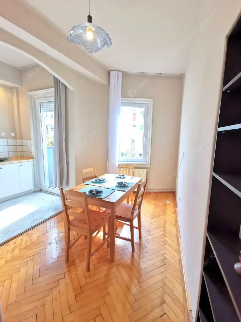 Kiadó albérlet 400000 Ft/hó áron: Budapest, I. kerület  Batthyány utca. Mérete: 105 nm, 3 szobás | Alberlet.hu - 6557625