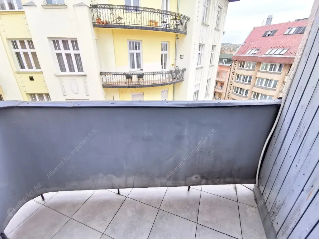 Kiadó albérlet 400000 Ft/hó áron: Budapest, I. kerület  Batthyány utca. Mérete: 105 nm, 3 szobás | Alberlet.hu - 6557633