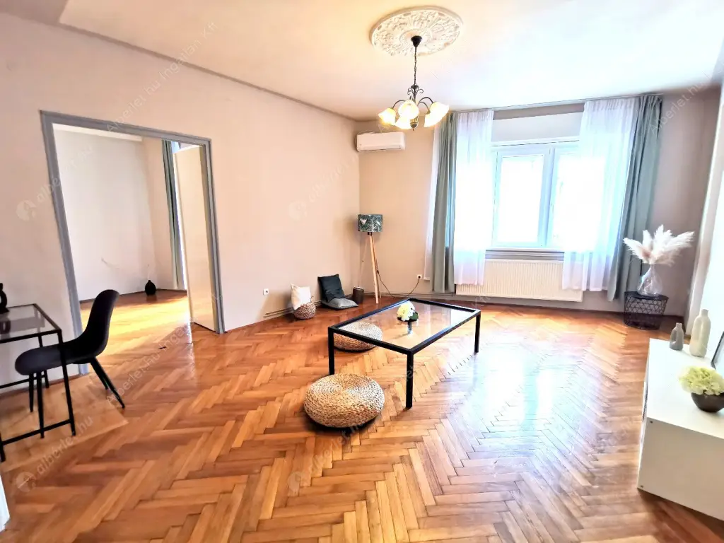 Kiadó albérlet 400000 Ft/hó áron: Budapest, I. kerület  Batthyány utca. Mérete: 105 nm, 3 szobás | Alberlet.hu - 6557636