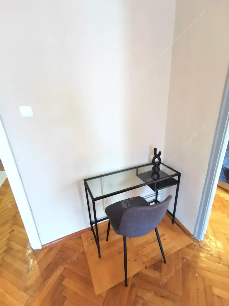 Kiadó albérlet 400000 Ft/hó áron: Budapest, I. kerület  Batthyány utca. Mérete: 105 nm, 3 szobás | Alberlet.hu - 6557639