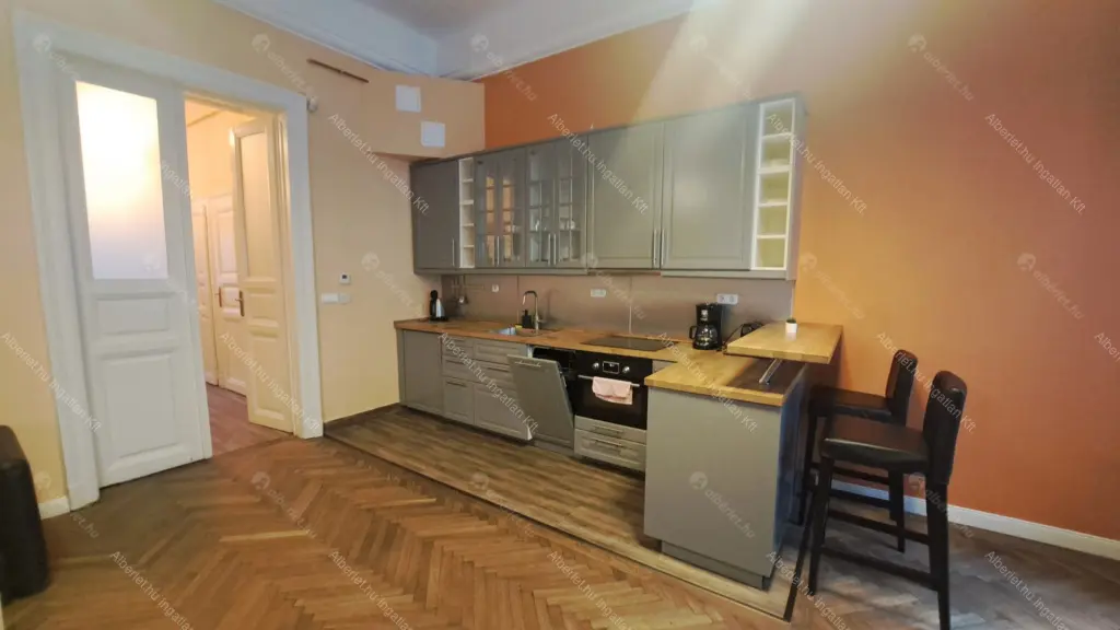 Kiadó albérlet 300000 Ft/hó áron: Budapest, I. kerület  Batthyány utca. Mérete: 53 nm, 2 szobás | Alberlet.hu - 6698510