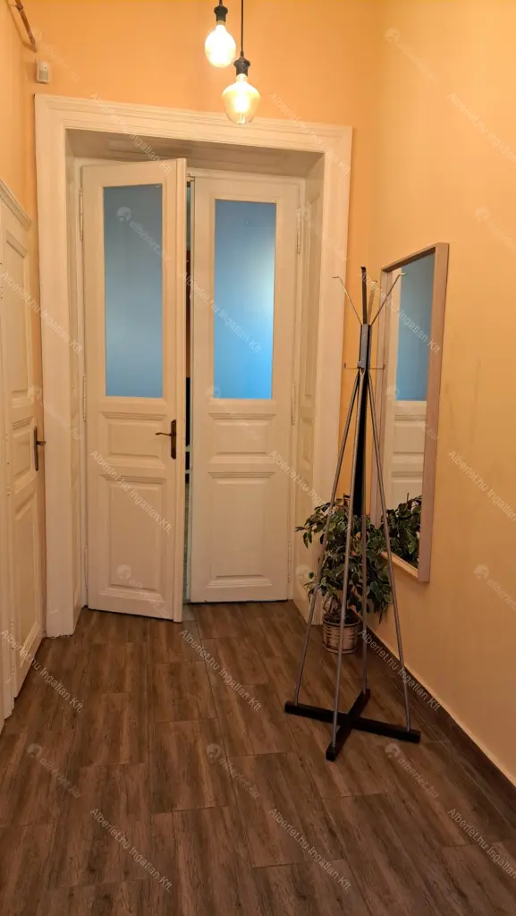 Kiadó albérlet 300000 Ft/hó áron: Budapest, I. kerület  Batthyány utca. Mérete: 53 nm, 2 szobás | Alberlet.hu - 6698516