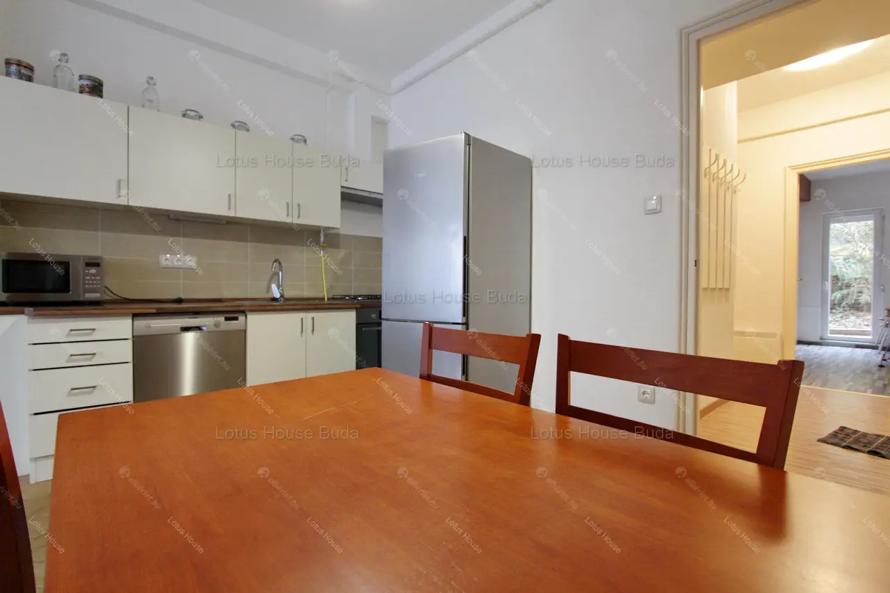 Kiadó albérlet 240000 Ft/hó áron: Budapest, I. kerület  Batthyány utca. Mérete: 56 nm, 2 szobás | Alberlet.hu - 6210856