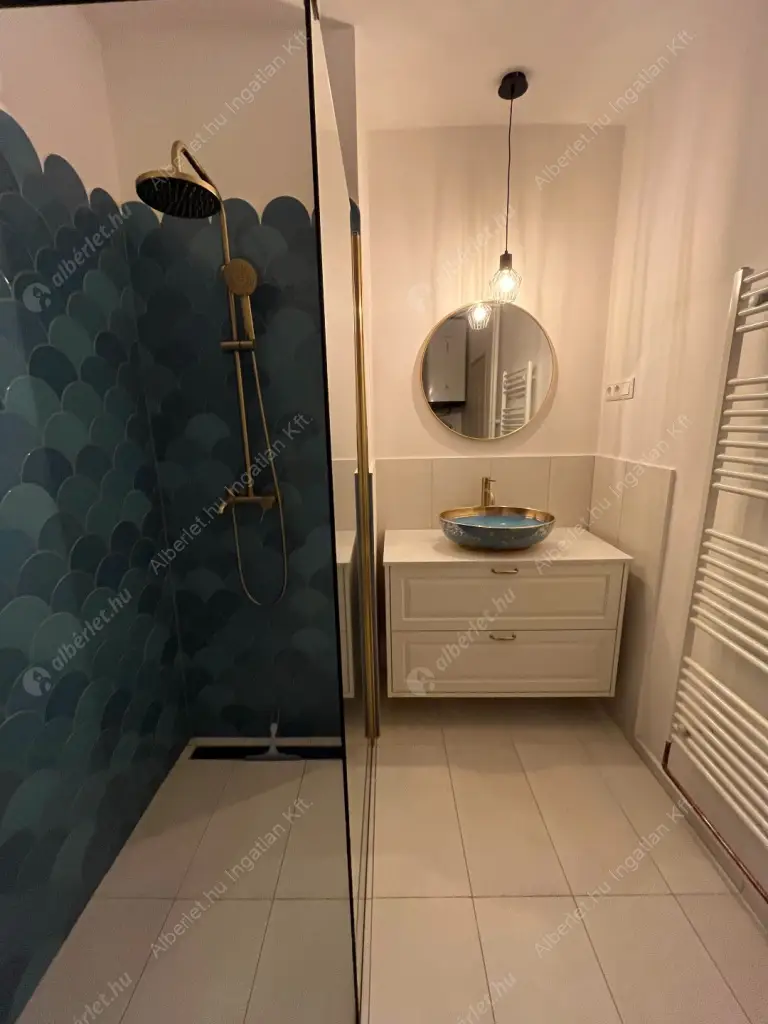 Kiadó albérlet 340000 Ft/hó áron: Budapest, I. kerület  Batthyány utca. Mérete: 60 nm, 2 szobás | Alberlet.hu - 6555045