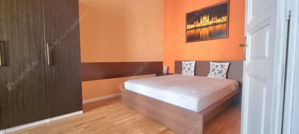 Kiadó albérlet 440000 Ft/hó áron: Budapest, I. kerület  Batthyány utca. Mérete: 72 nm, 3 szobás | Alberlet.hu - 6516843