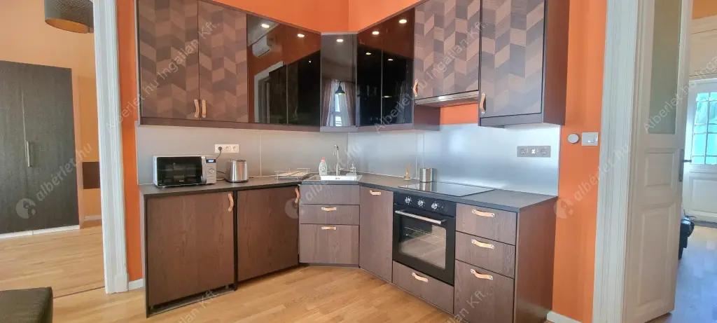 Kiadó albérlet 440000 Ft/hó áron: Budapest, I. kerület  Batthyány utca. Mérete: 72 nm, 3 szobás | Alberlet.hu - 6615620