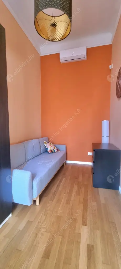 Kiadó albérlet 440000 Ft/hó áron: Budapest, I. kerület  Batthyány utca. Mérete: 72 nm, 3 szobás | Alberlet.hu - 6615627