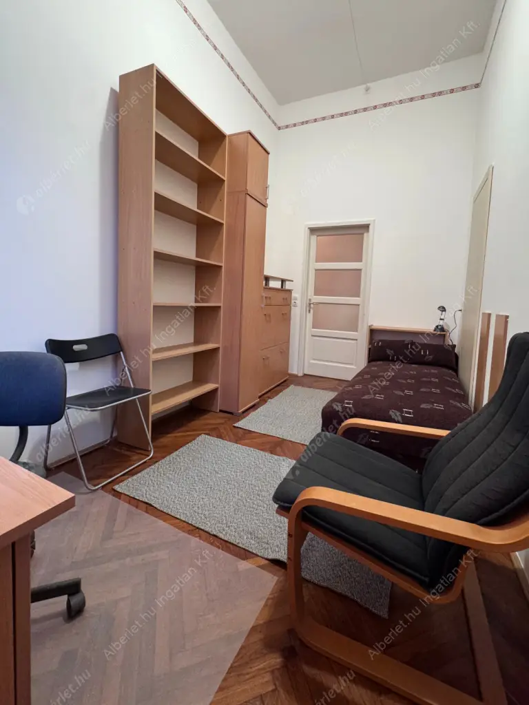 Kiadó albérlet 305000 Ft/hó áron: Budapest, I. kerület  Batthyány utca. Mérete: 73 nm, 3 szobás | Alberlet.hu - 6585106