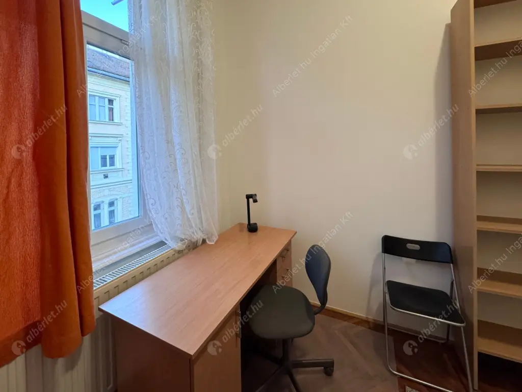 Kiadó albérlet 305000 Ft/hó áron: Budapest, I. kerület  Batthyány utca. Mérete: 73 nm, 3 szobás | Alberlet.hu - 6585107