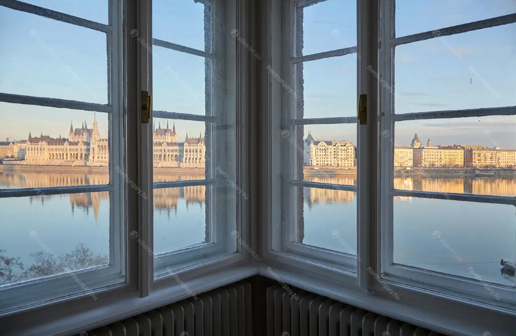 Kiadó albérlet 215000 Ft/hó áron: Budapest, I. kerület  Bem  rakpart . Mérete: 31 nm, 2 szobás | Alberlet.hu - 6659472