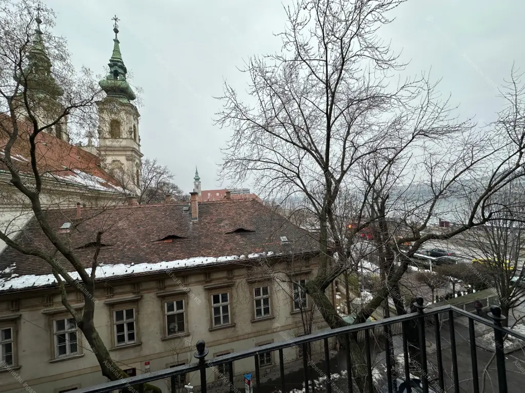 Kiadó albérlet 880000 Ft/hó áron: Budapest, I. kerület  Bem rakpart. Mérete: 125 nm, 4 szobás | Alberlet.hu - 6633538