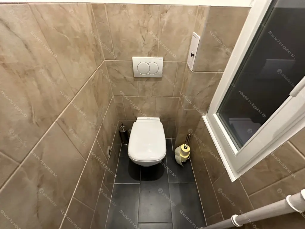 Kiadó albérlet 880000 Ft/hó áron: Budapest, I. kerület  Bem rakpart. Mérete: 125 nm, 4 szobás | Alberlet.hu - 6633545