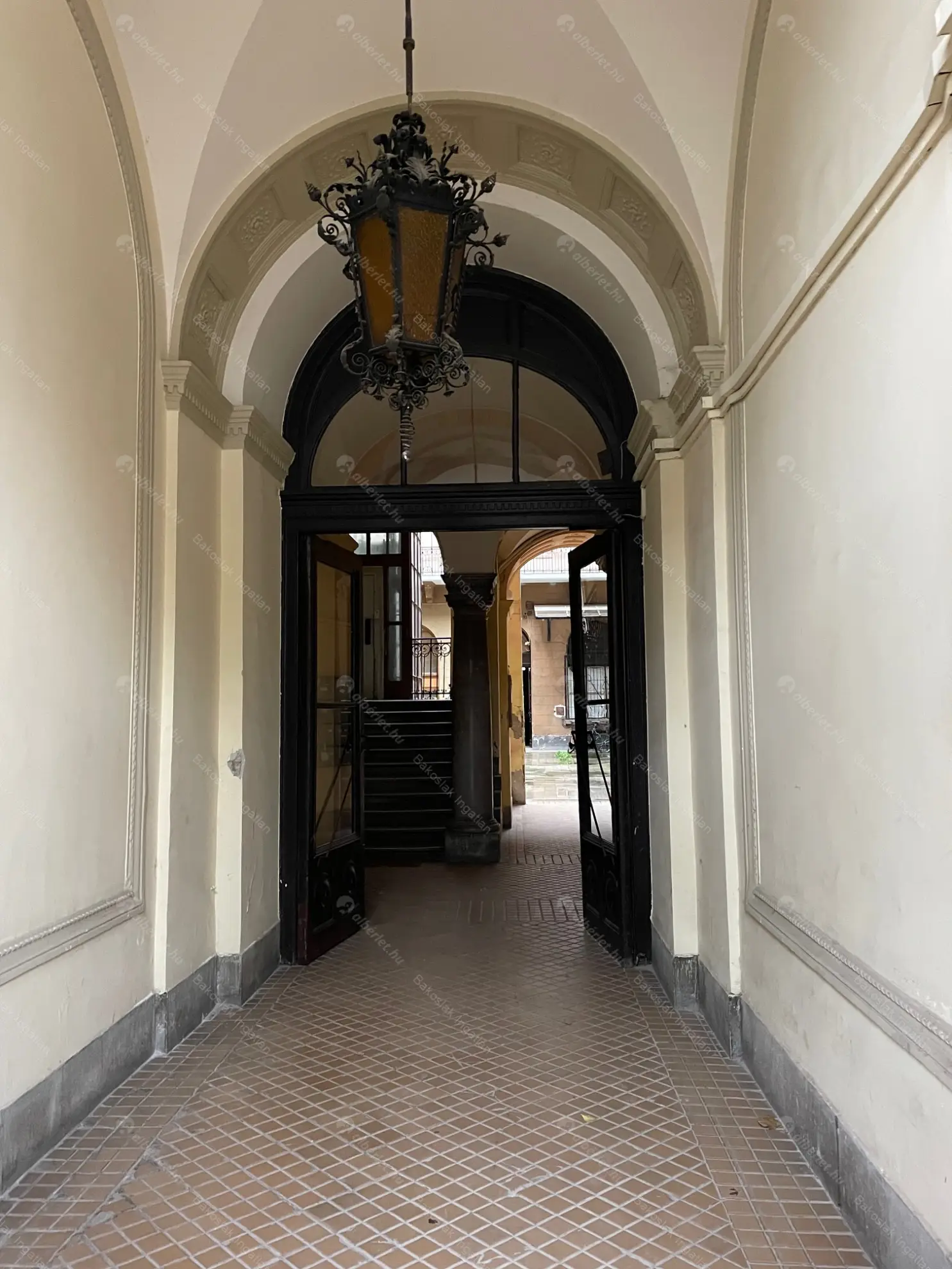 Kiadó albérlet 849000 Ft/hó áron: Budapest, I. kerület  Bem rakpart. Mérete: 95 nm, 2 szobás | Alberlet.hu - 6548877