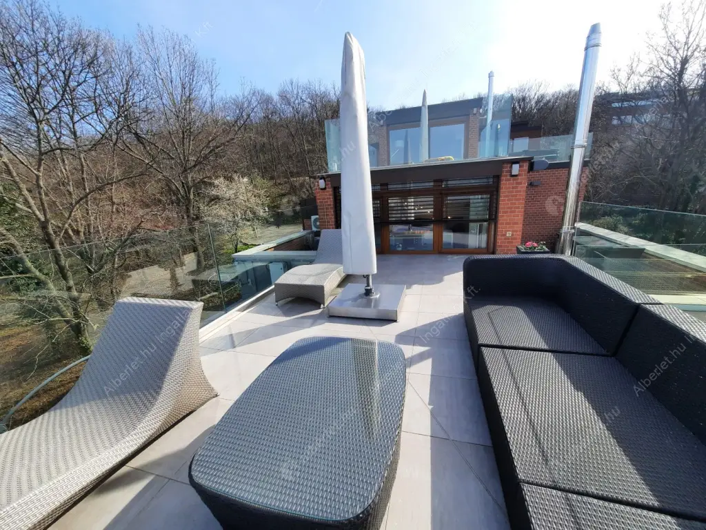 Kiadó albérlet 1600000 Ft/hó áron: Budapest, I. kerület  Bérc utca. Mérete: 160 nm, 5 szobás | Alberlet.hu - 6597983