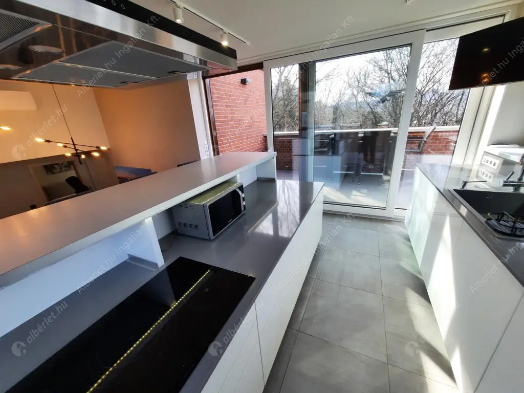 Kiadó albérlet 1600000 Ft/hó áron: Budapest, I. kerület  Bérc utca. Mérete: 160 nm, 5 szobás | Alberlet.hu - 6597988