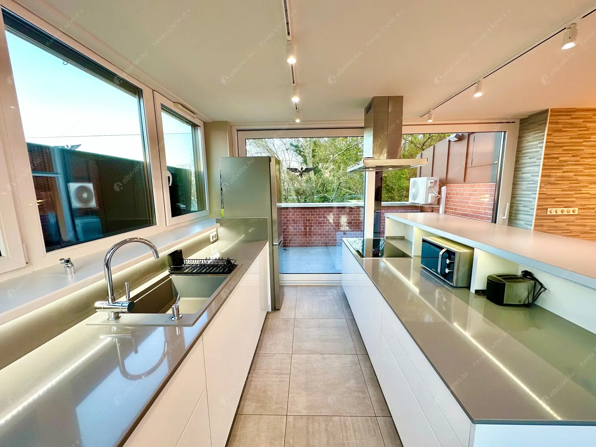 Kiadó albérlet 1542000 Ft/hó áron: Budapest, I. kerület  Bérc utca. Mérete: 167 nm, 4 szobás | Alberlet.hu - 6475567