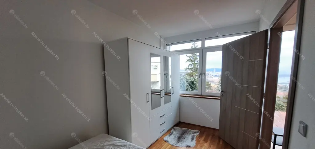 Kiadó albérlet 440000 Ft/hó áron: Budapest, I. kerület  Bérc utca. Mérete: 52 nm, 1 szobás | Alberlet.hu - 6660042