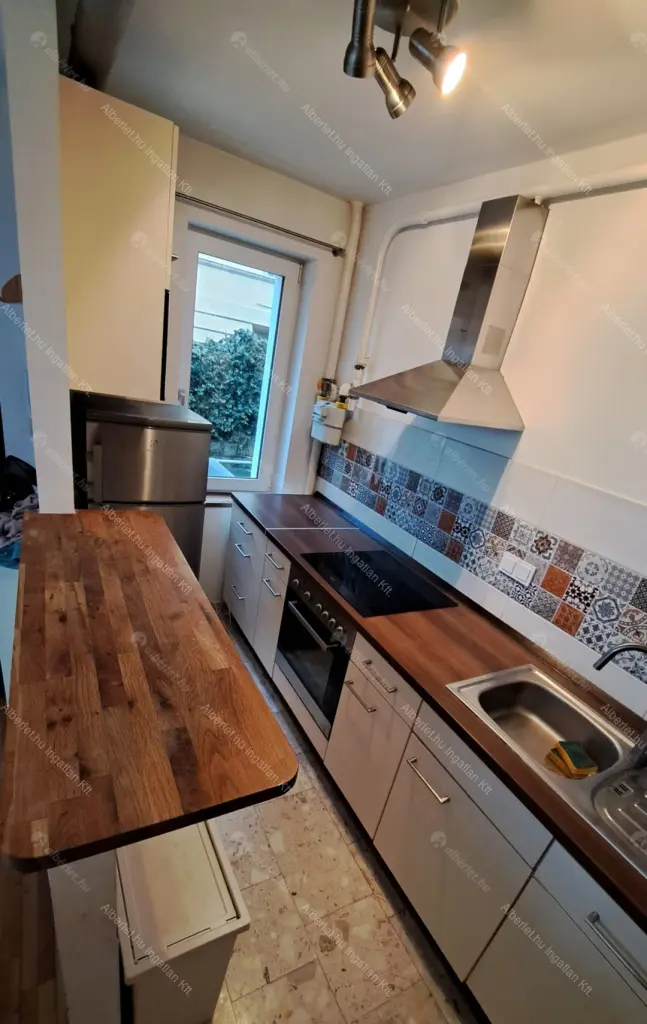 Kiadó albérlet 440000 Ft/hó áron: Budapest, I. kerület  Bérc utca. Mérete: 52 nm, 1 szobás | Alberlet.hu - 6660045