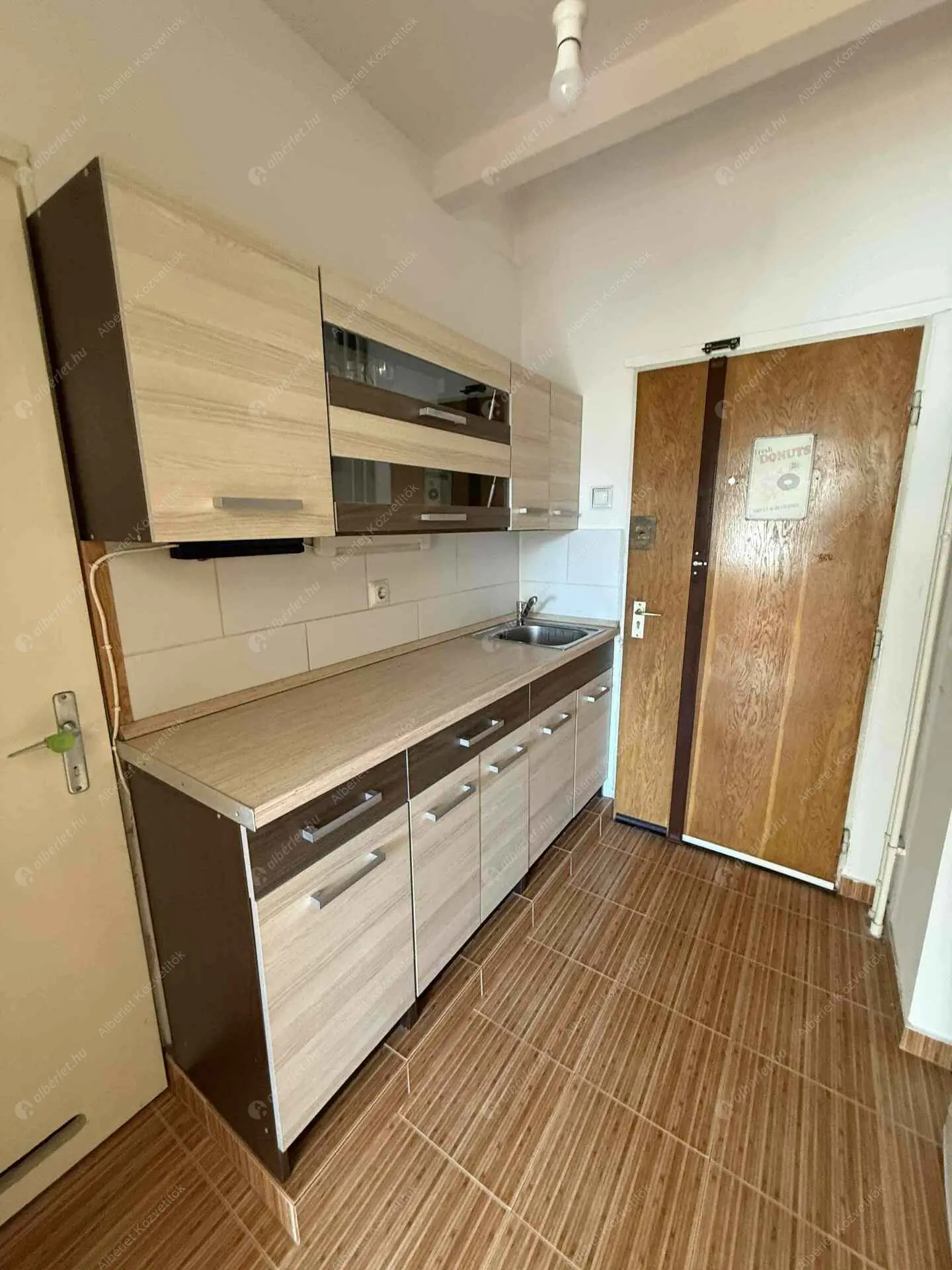 Kiadó albérlet 200000 Ft/hó áron: Budapest, I. kerület  Csalogány utca. Mérete: 36 nm, 1 szobás | Alberlet.hu - 6543569