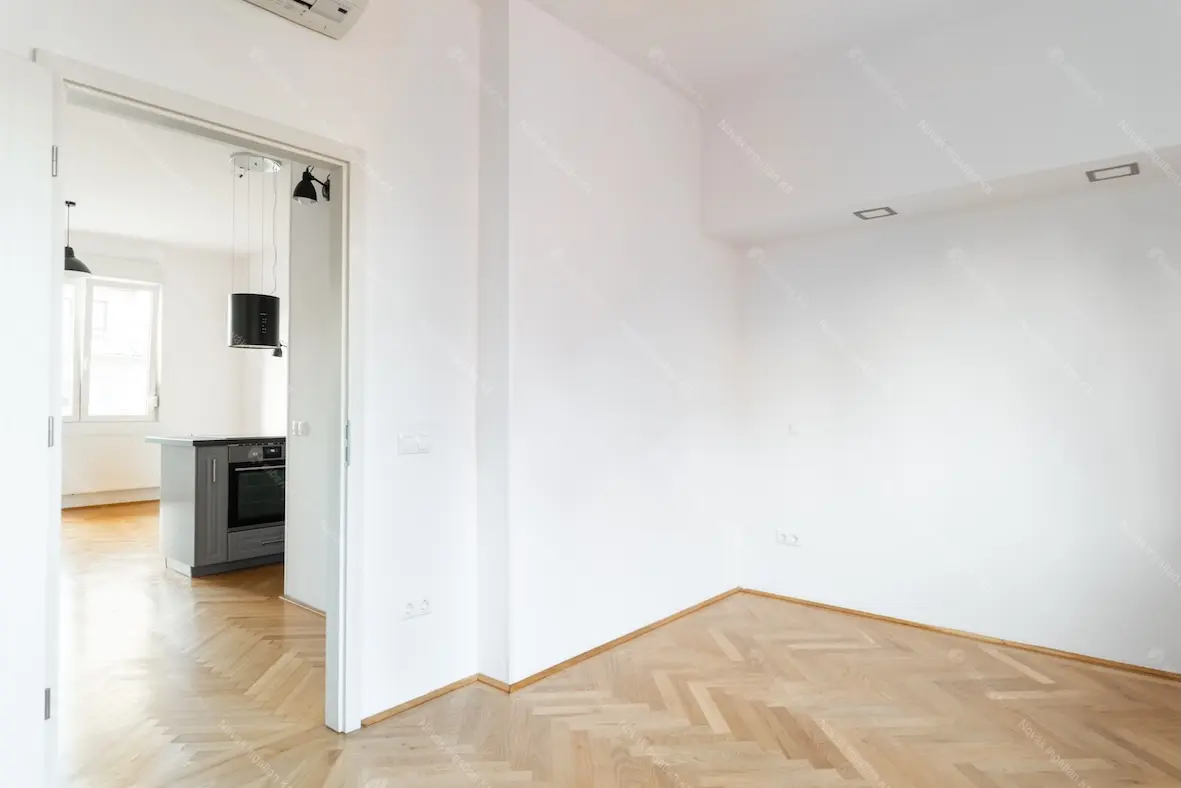 Kiadó albérlet 380000 Ft/hó áron: Budapest, I. kerület  Csalogány utca. Mérete: 65 nm, 3 szobás | Alberlet.hu - 6696576