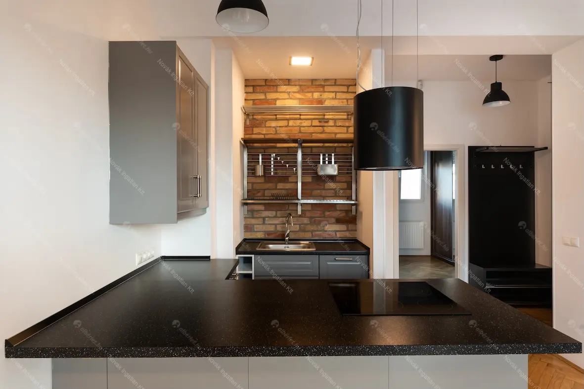 Kiadó albérlet 380000 Ft/hó áron: Budapest, I. kerület  Csalogány utca. Mérete: 65 nm, 3 szobás | Alberlet.hu - 6696582