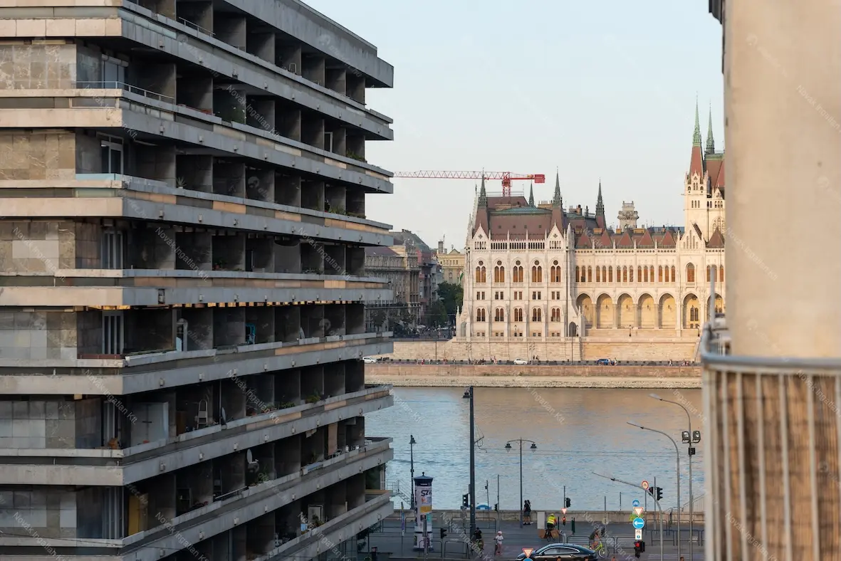 Kiadó albérlet 380000 Ft/hó áron: Budapest, I. kerület  Csalogány utca. Mérete: 65 nm, 3 szobás | Alberlet.hu - 6696585