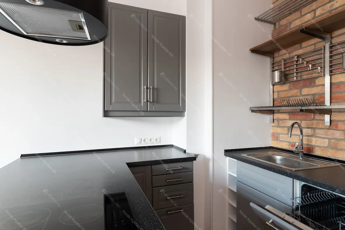 Kiadó albérlet 380000 Ft/hó áron: Budapest, I. kerület  Csalogány utca. Mérete: 65 nm, 3 szobás | Alberlet.hu - 6696587