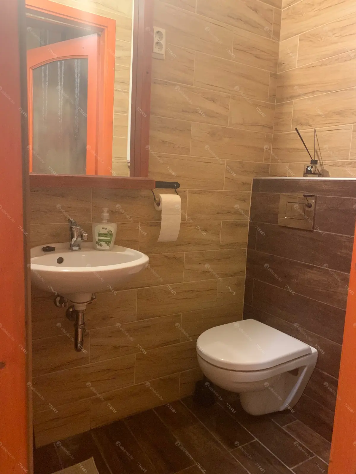 Kiadó albérlet 210000 Ft/hó áron: Budapest, I. kerület  Csap utca. Mérete: 27 nm, 1 szobás | Alberlet.hu - 6687786