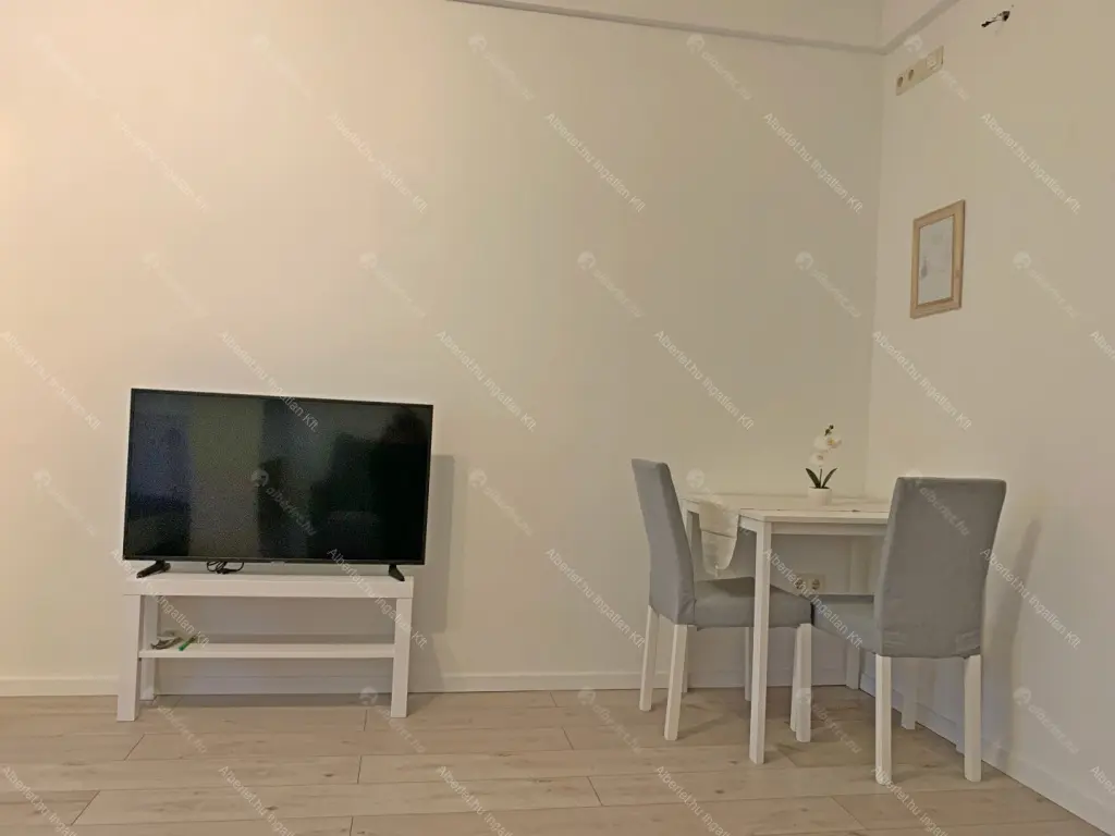 Kiadó albérlet 210000 Ft/hó áron: Budapest, I. kerület  Csap utca. Mérete: 27 nm, 1 szobás | Alberlet.hu - 6697441