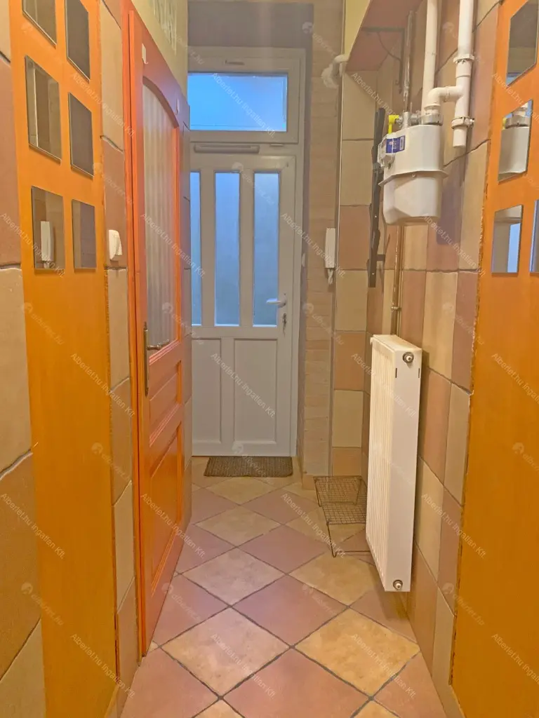 Kiadó albérlet 210000 Ft/hó áron: Budapest, I. kerület  Csap utca. Mérete: 27 nm, 1 szobás | Alberlet.hu - 6697449