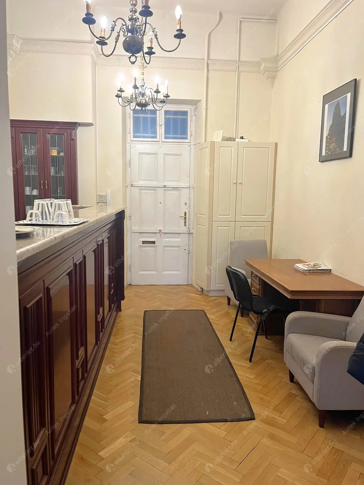 Kiadó albérlet 572000 Ft/hó áron: Budapest, I. kerület  Dísz tér. Mérete: 80 nm, 2 szobás | Alberlet.hu - 6638646