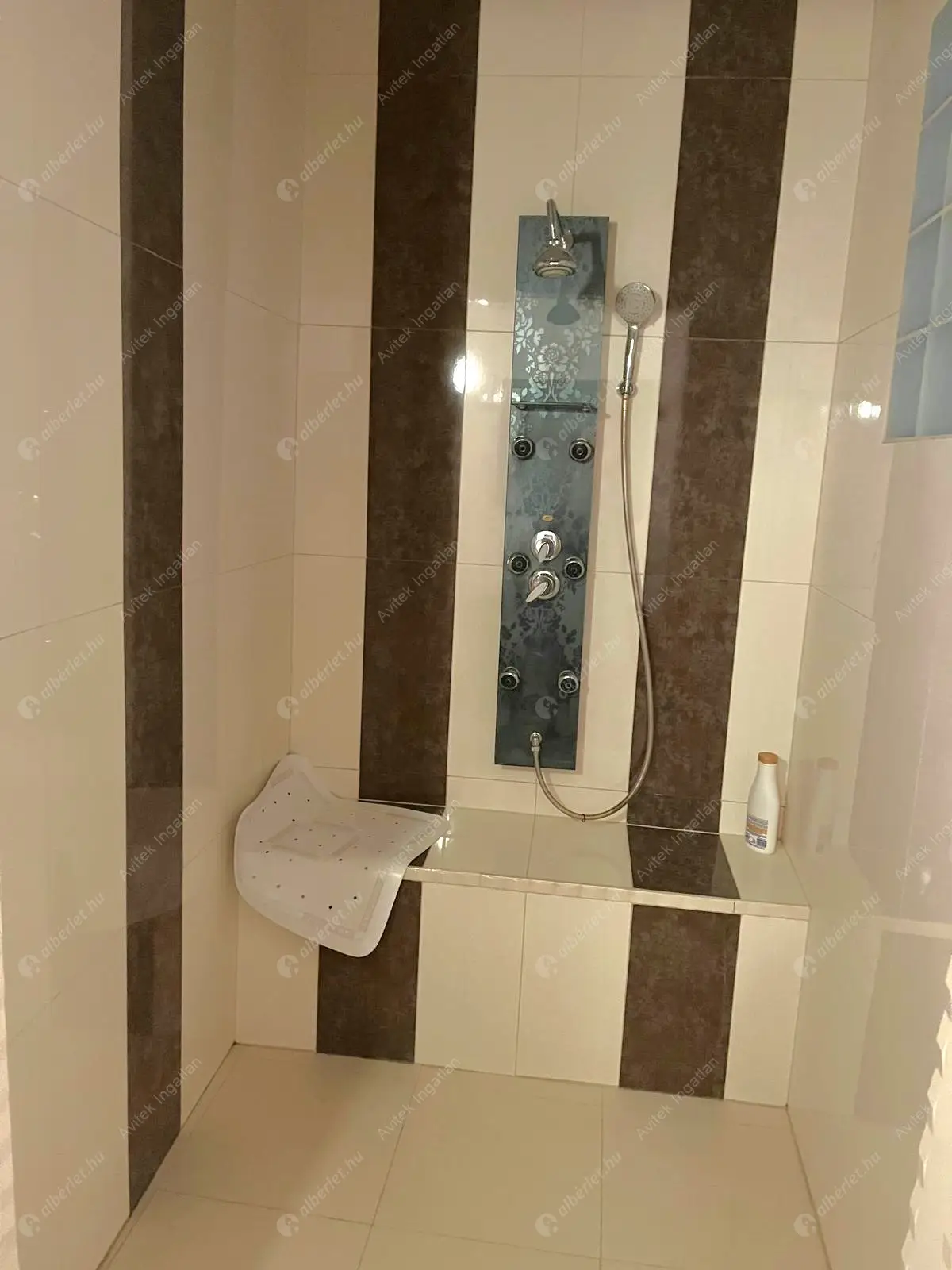 Kiadó albérlet 572000 Ft/hó áron: Budapest, I. kerület  Dísz tér. Mérete: 80 nm, 2 szobás | Alberlet.hu - 6638651