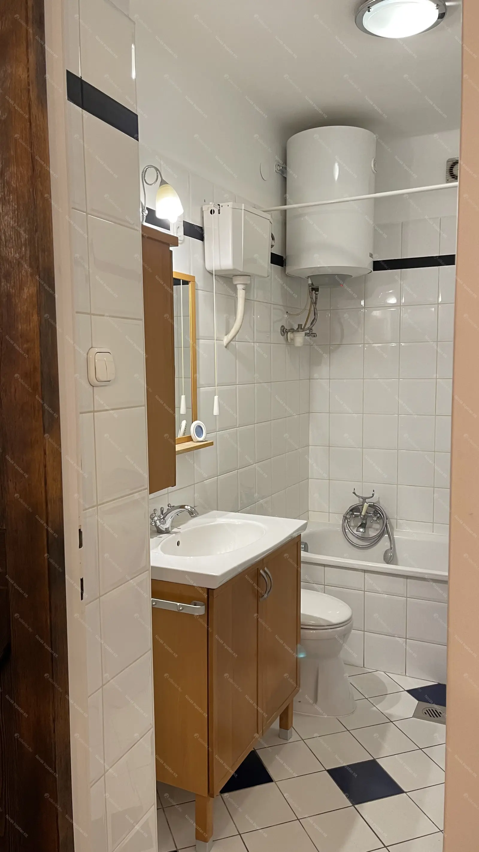 Kiadó albérlet 200000 Ft/hó áron: Budapest, I. kerület  Donáti utca. Mérete: 30 nm, 1 szobás | Alberlet.hu - 6683711