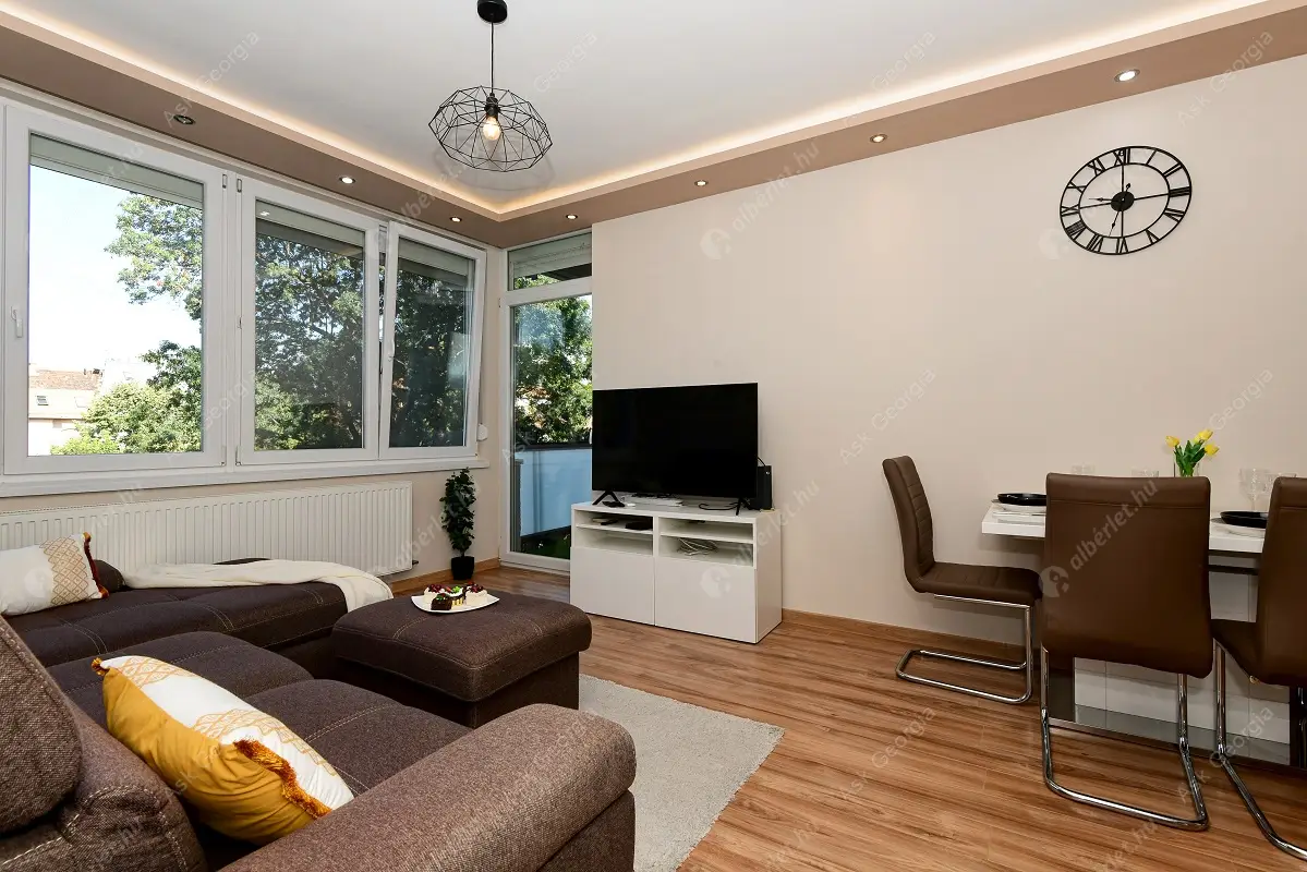 Kiadó albérlet 370000 Ft/hó áron: Budapest, I. kerület  Donáti utca. Mérete: 67 nm, 3 szobás | Alberlet.hu - 6301703