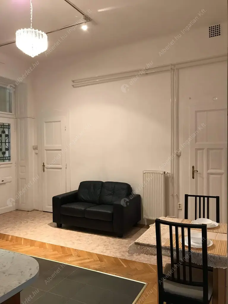 Kiadó albérlet 380000 Ft/hó áron: Budapest, I. kerület  Donáti utca. Mérete: 91 nm, 3 szobás | Alberlet.hu - 6604304