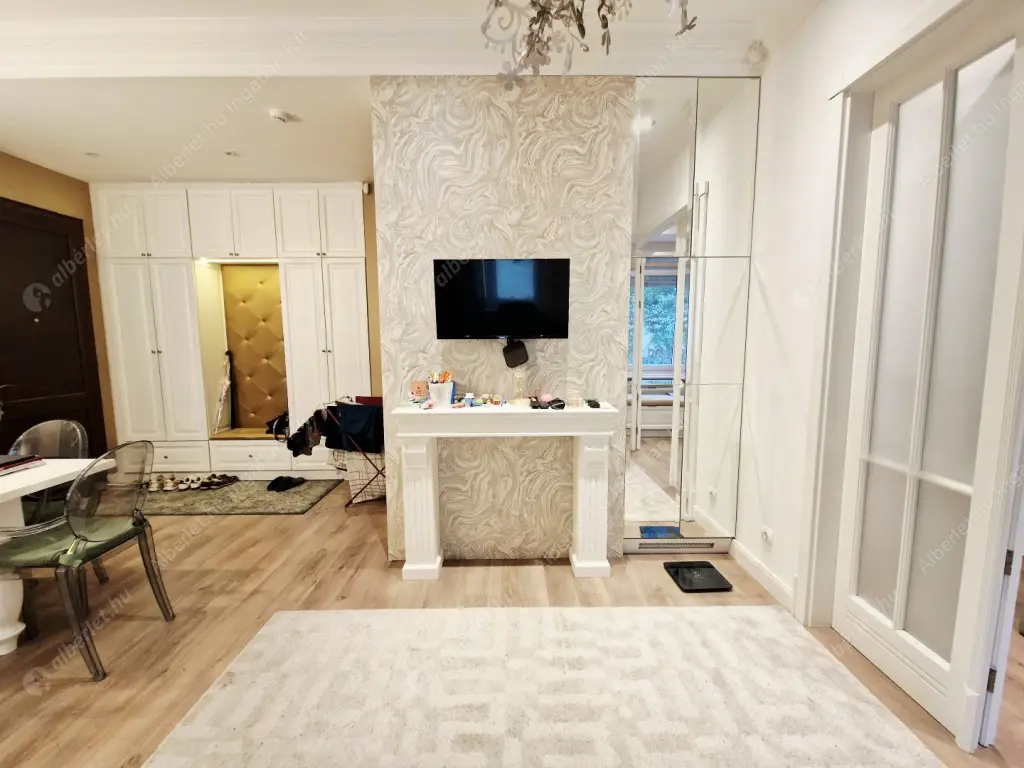 Kiadó albérlet 310000 Ft/hó áron: Budapest, I. kerület  Fiath János utca. Mérete: 48 nm, 2 szobás | Alberlet.hu - 6581362