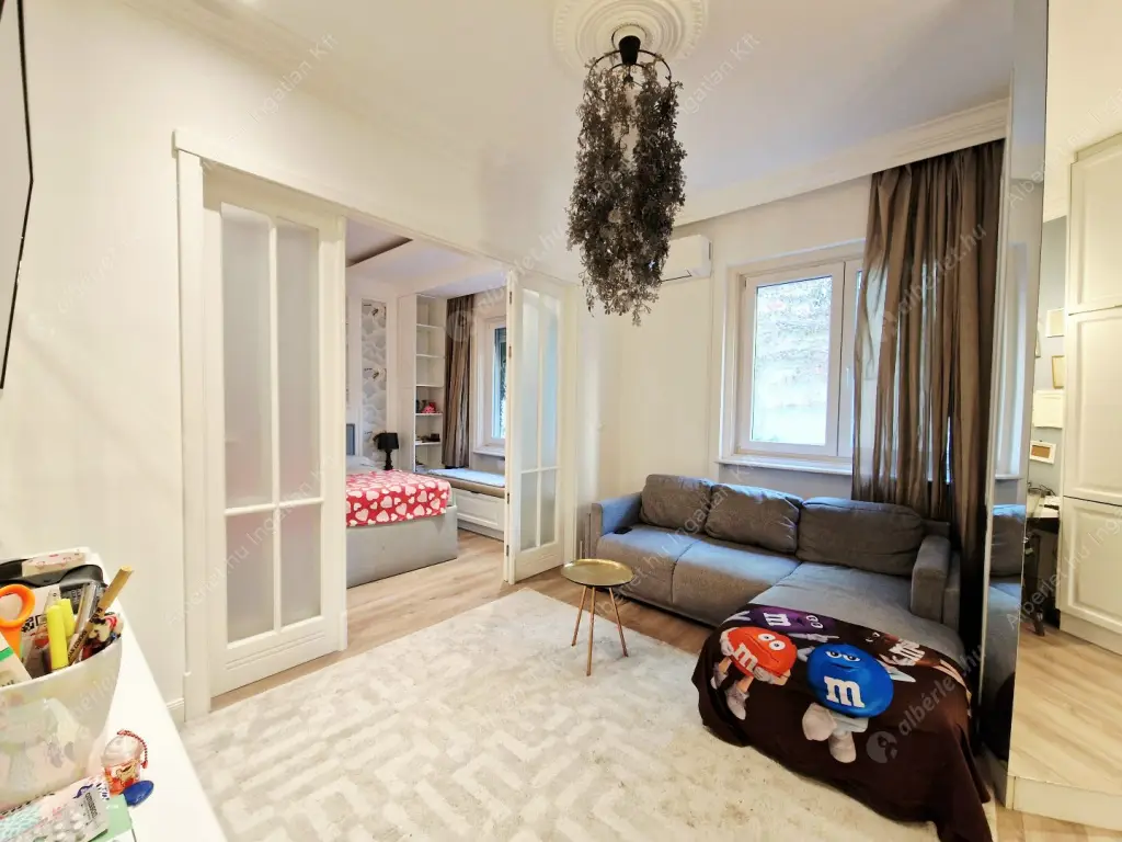 Kiadó albérlet 310000 Ft/hó áron: Budapest, I. kerület  Fiath János utca. Mérete: 48 nm, 2 szobás | Alberlet.hu - 6581363