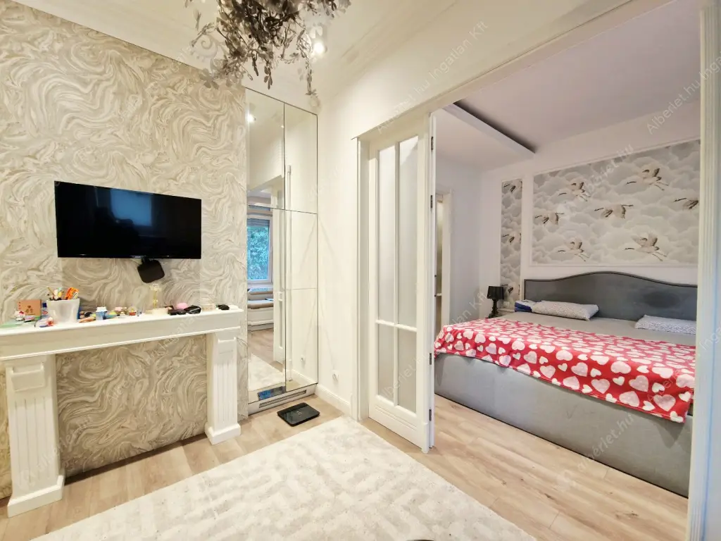 Kiadó albérlet 310000 Ft/hó áron: Budapest, I. kerület  Fiath János utca. Mérete: 48 nm, 2 szobás | Alberlet.hu - 6581365