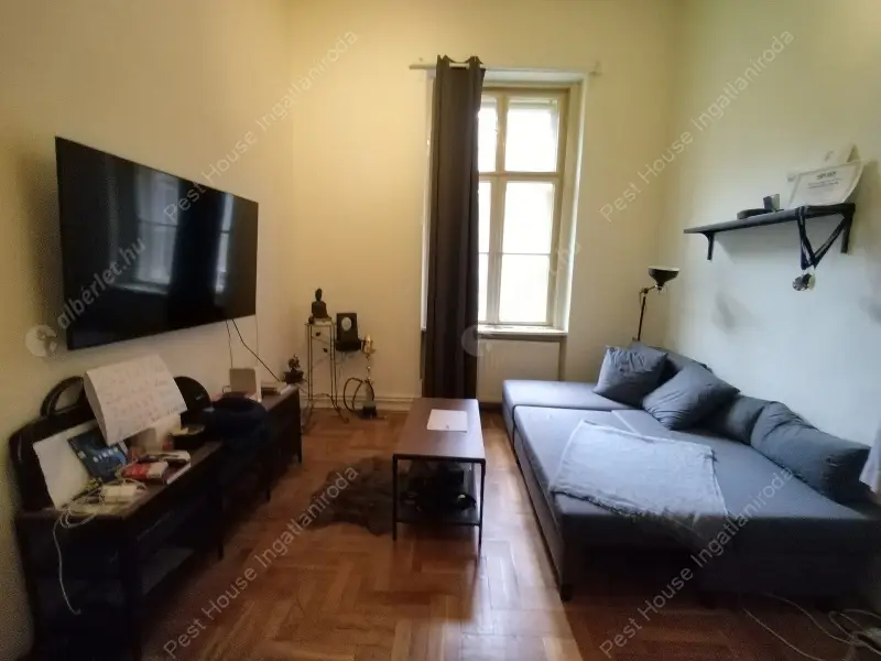 Kiadó albérlet 245000 Ft/hó áron: Budapest, I. kerület  Fő utca. Mérete: 35 nm, 1 szobás | Alberlet.hu - 6546023