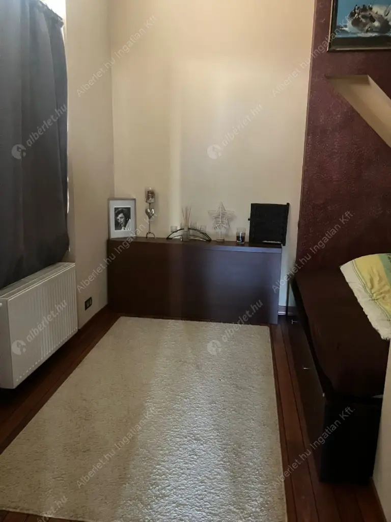 Kiadó albérlet 630000 Ft/hó áron: Budapest, I. kerület  Fő utca. Mérete: 96 nm, 2 szobás | Alberlet.hu - 6611689